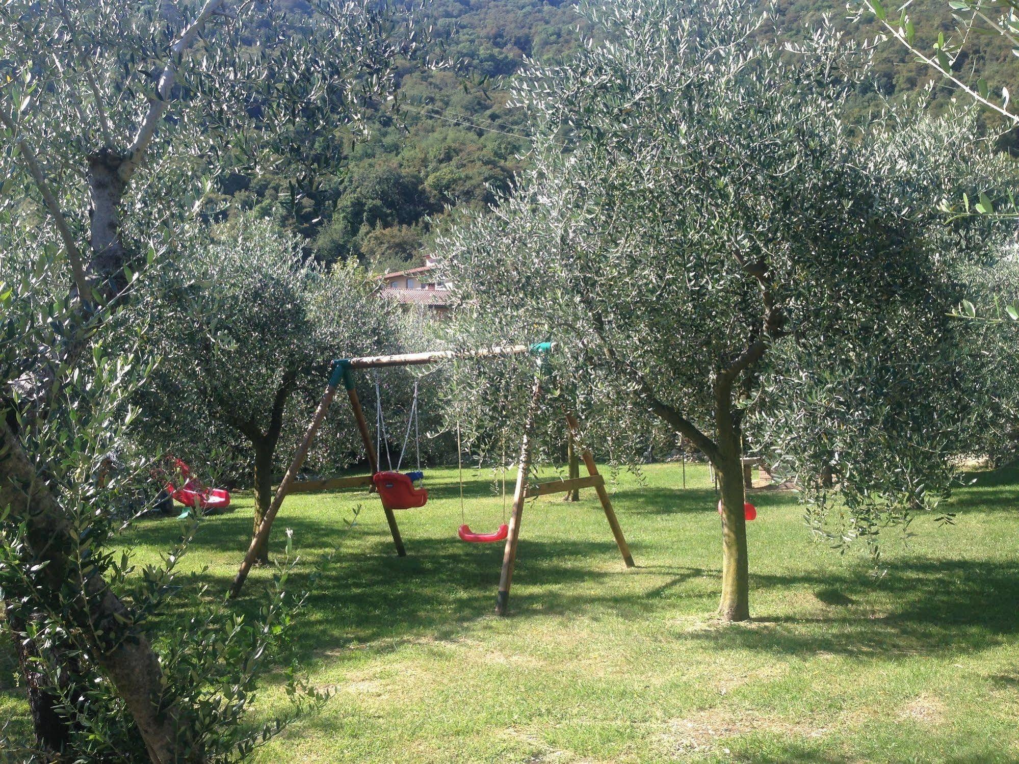 Bellagio Village Mandello del Lario Bagian luar foto