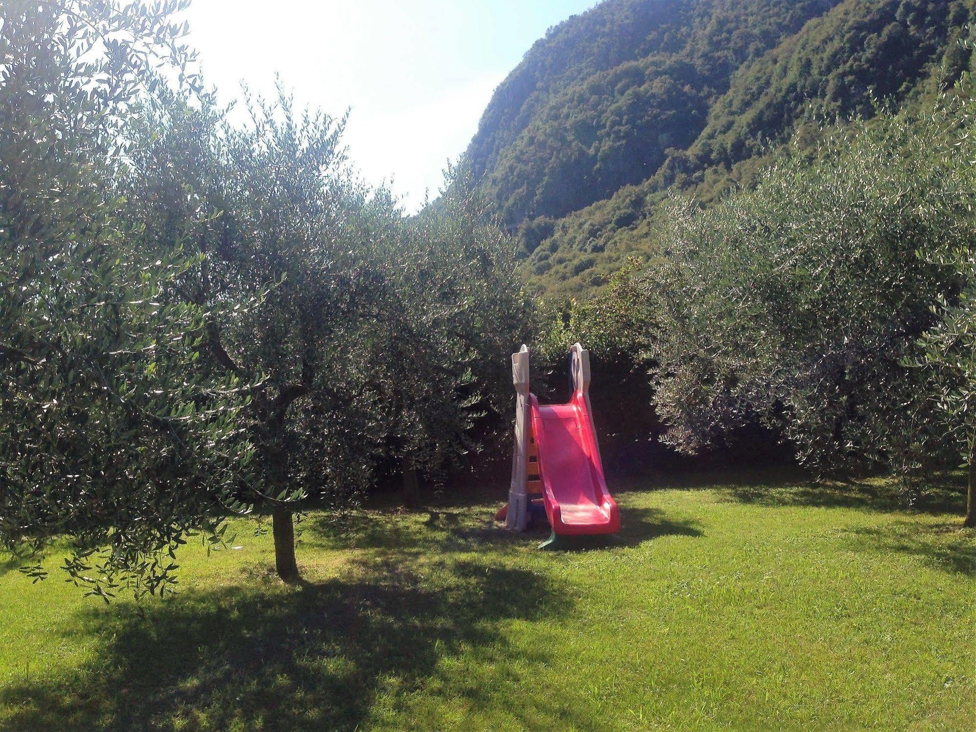 Bellagio Village Mandello del Lario Bagian luar foto